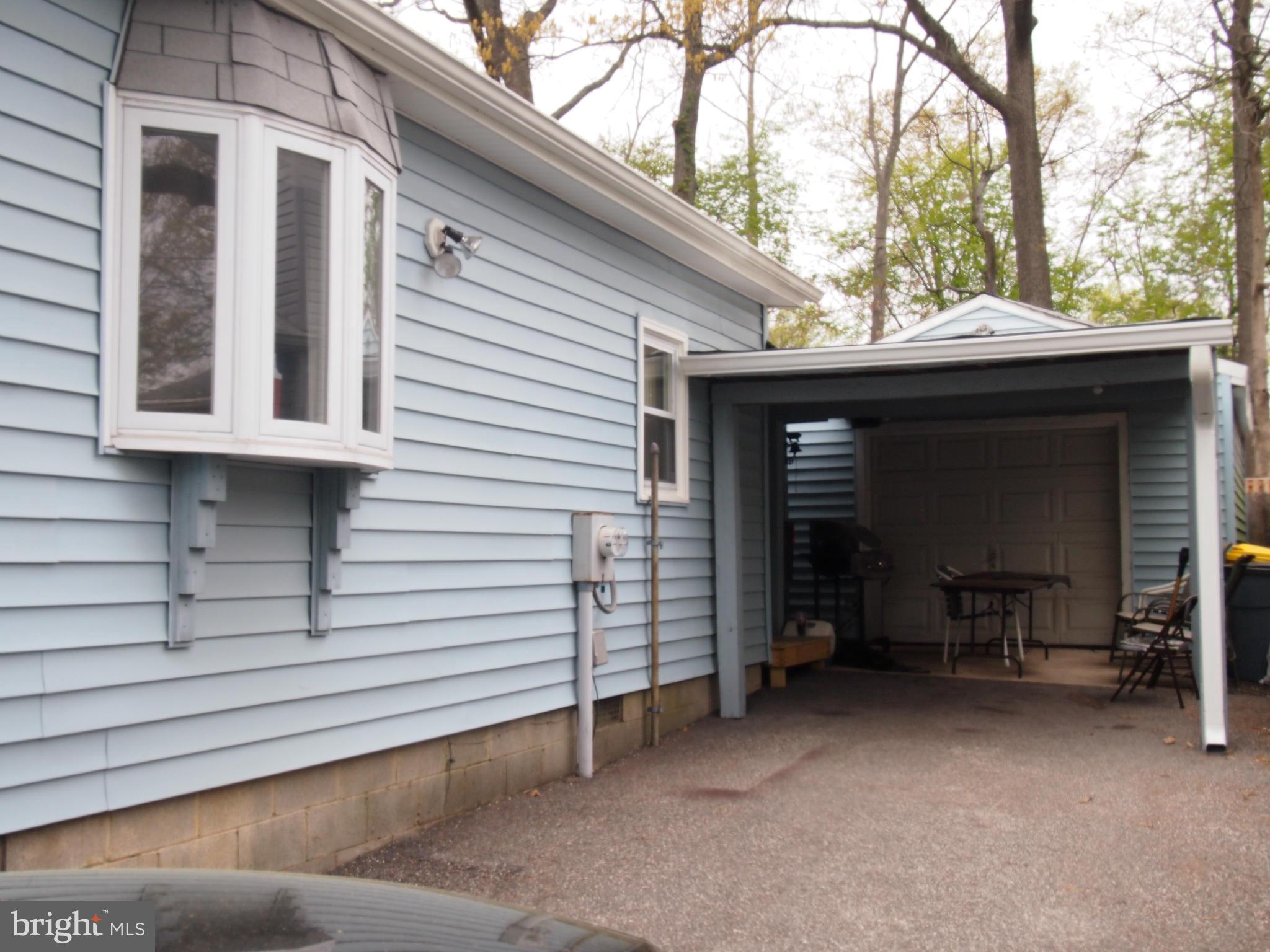 1624 Marlboro Road Edgewater, MD 21037 - Photo 7 of 26 Exterior (General)