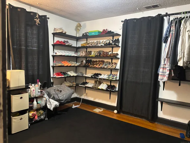 $162,085 | 167 Campfield Avenue, Hartford, CT 06114