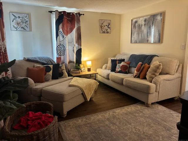 $162,085 | 167 Campfield Avenue, Hartford, CT 06114