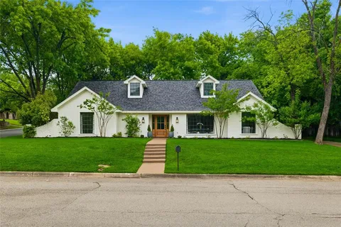 $850,000 | 7054 Tamarack Road, Fort Worth, TX 76116