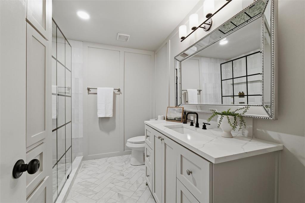 7054 Tamarack Road Fort Worth, TX 76116 - Photo 34 of 40