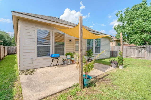 $290,000 | 2954 Smokey Forest Lane, Spring, TX 77386