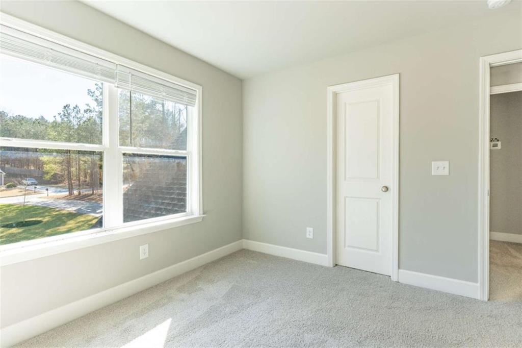 35 Hawthorn Lane Covington, GA 30014 - Photo 31 of 38 an empty room with window