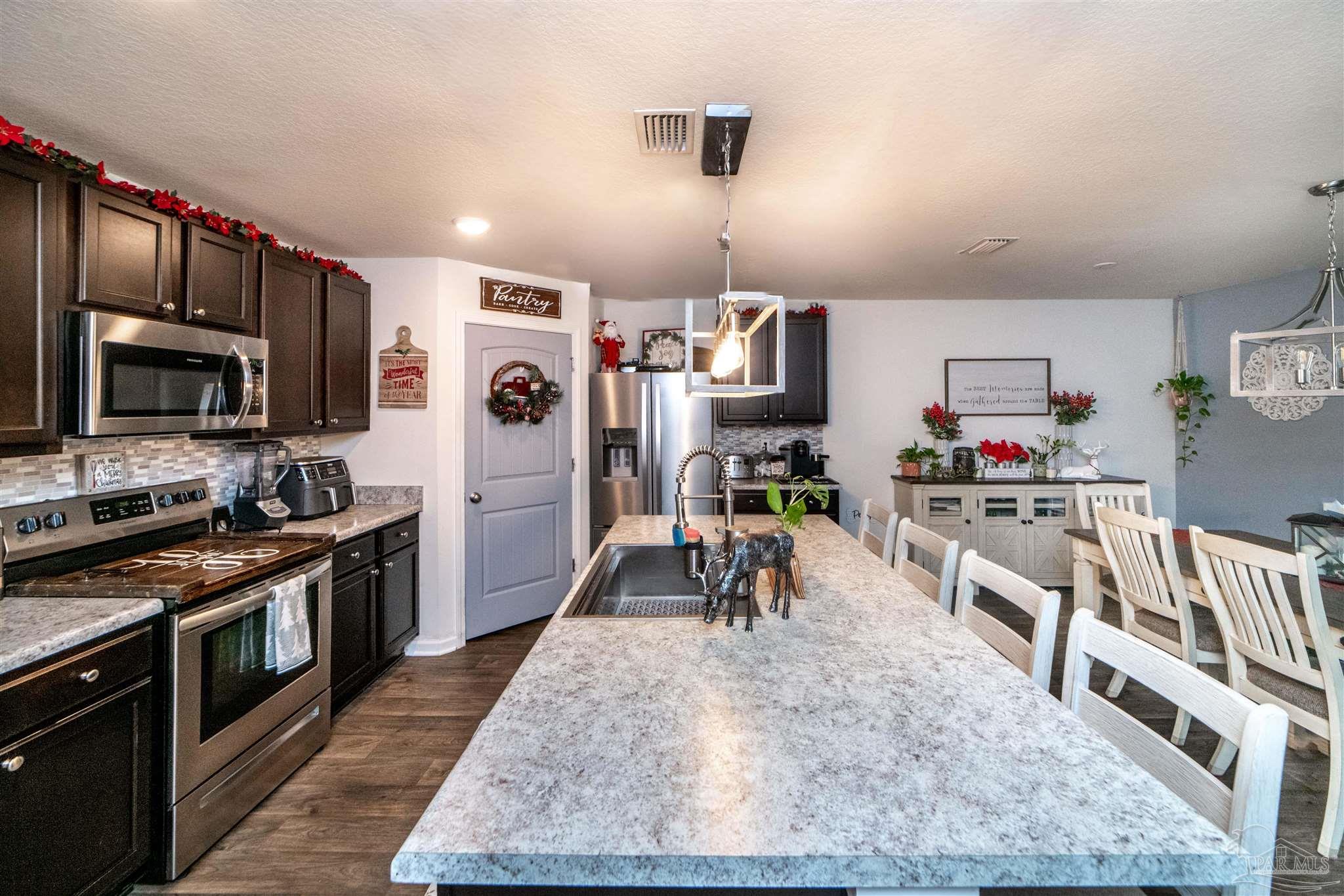 7344 Single Trace Pensacola, FL 32526 - Photo 6 of 41