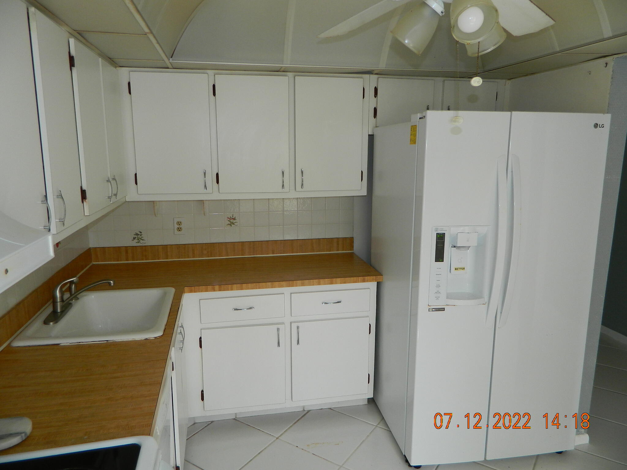 21213 Lago Circle, Unit 10E Boca Raton, FL 33433 - Photo 6 of 21 DSCN8553