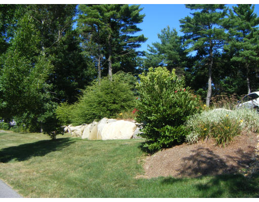 28 Pilgrim Road Mansfield, MA 02048 - Photo 16 of 19 Gallery Image 16