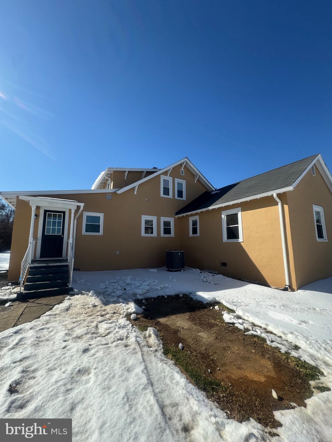 11360 Ridge Road King George, VA 22485 - Photo 18 of 39 a front view of house with yard