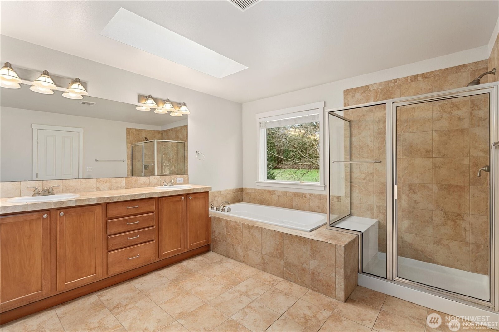 21927 44th Drive Southeast Bothell, WA 98021 - Photo 24 of 38 Gallery Image 24