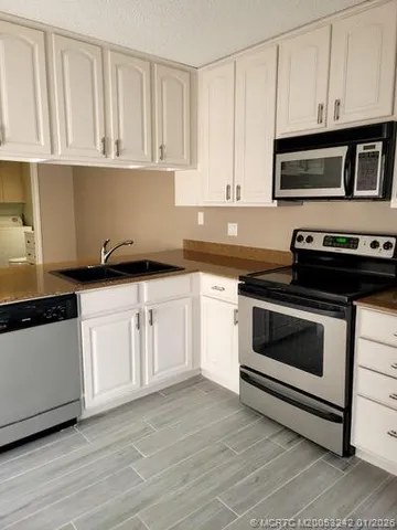 $2,400 | 3253 Southwest Sunset Trace Circle, Palm City, FL 34990