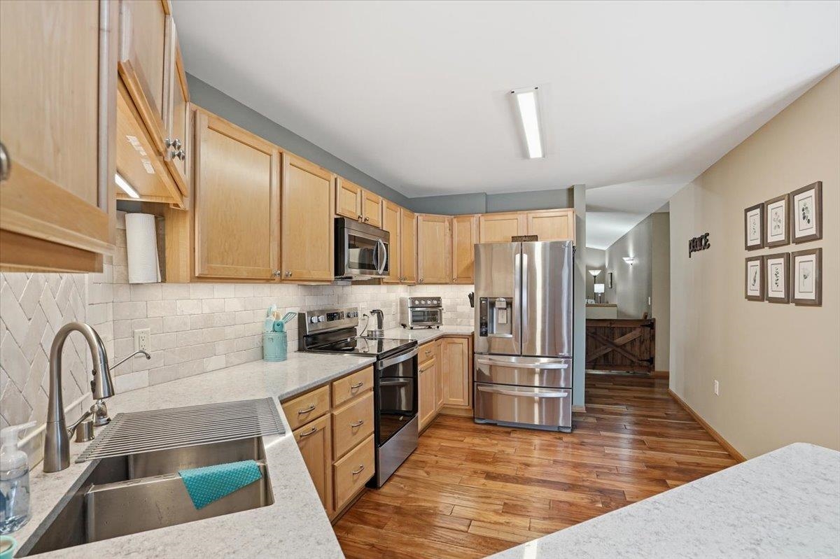 375 Alpine Parkway Oregon, WI 53575 - Photo 13 of 57