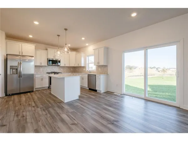 $3,500 | 1931 Balsam Drive, Carver, MN 55315