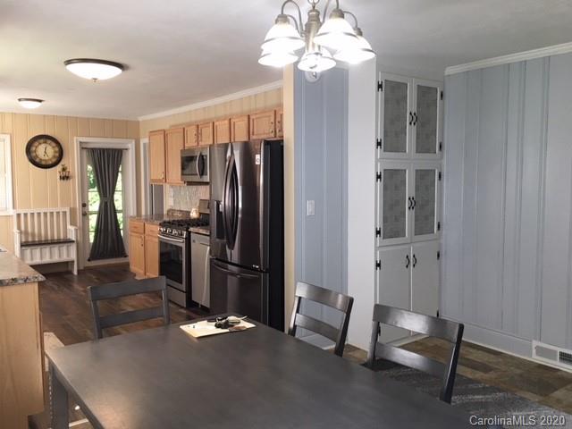 176 Freeman Street Rutherfordton, NC 28139 - Photo 4 of 43