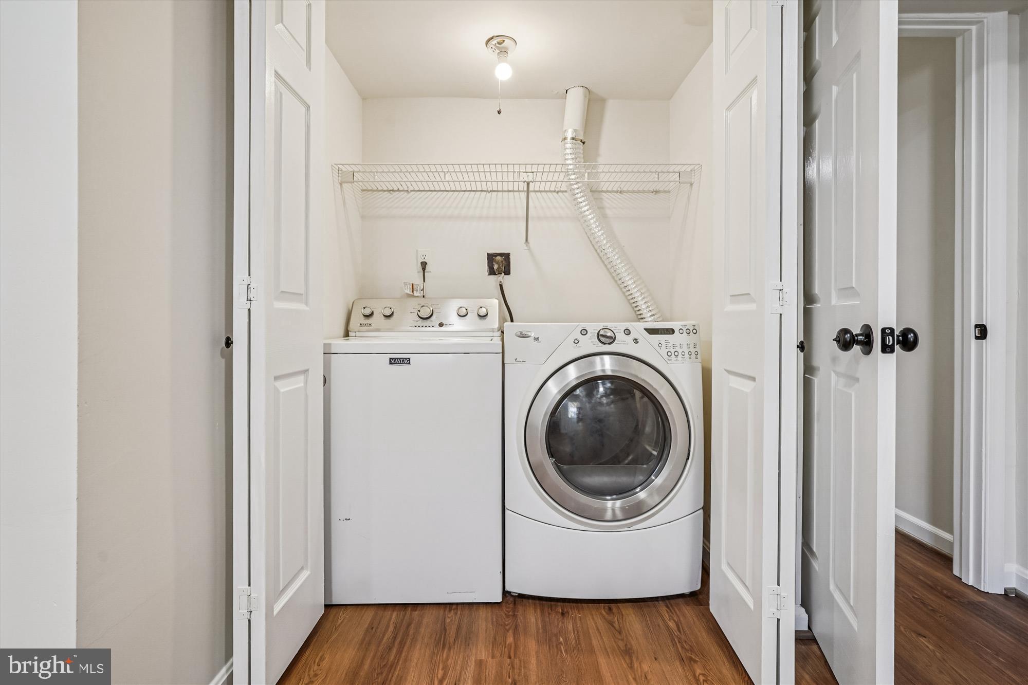 5146 Spring Branch Boulevard Dumfries, VA 22025 - Photo 27 of 38 a utility room with dryer and washer