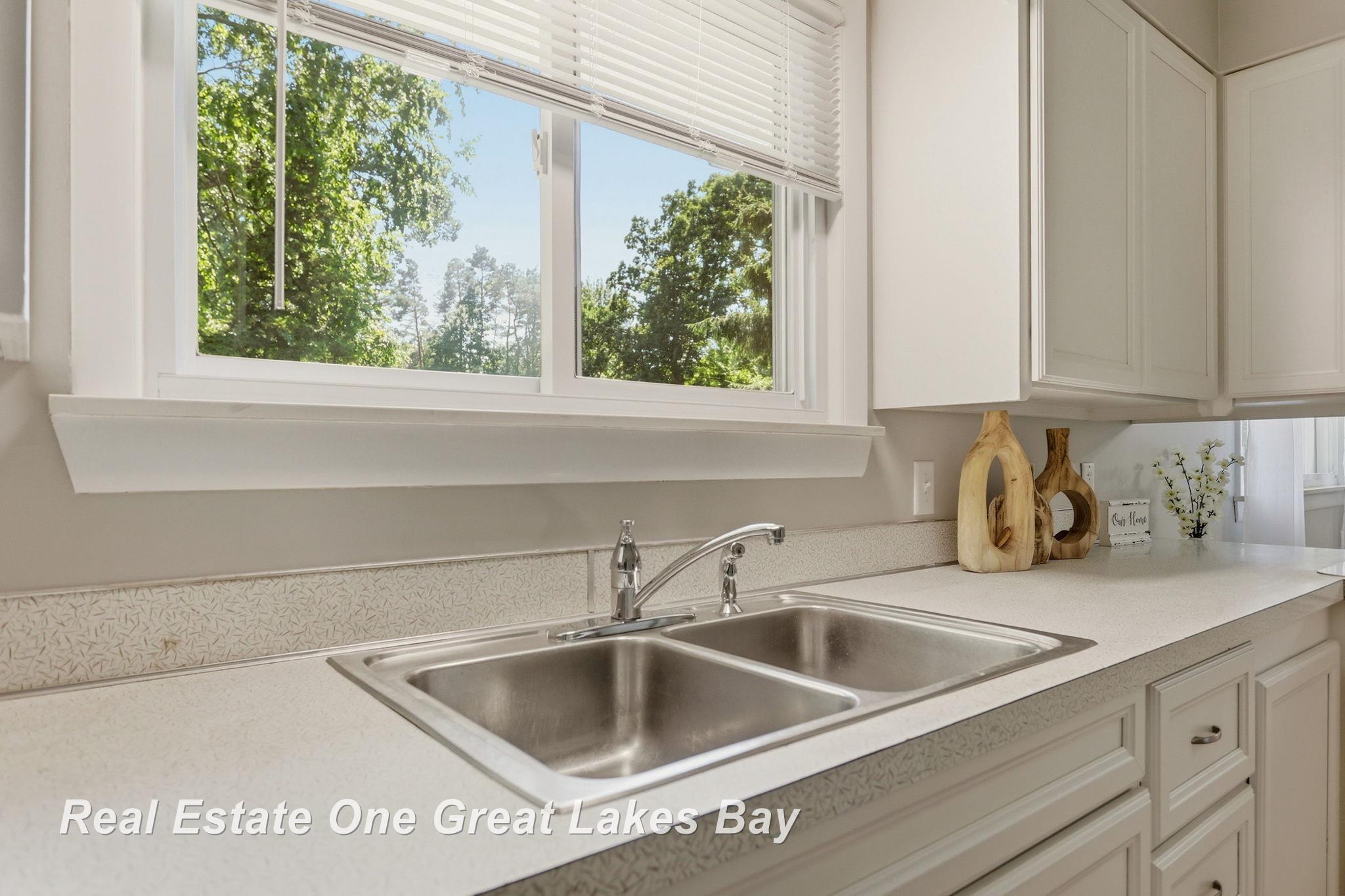 8171 Geddes Road Saginaw, MI 48609 - Photo 16 of 42 Gallery Image 16