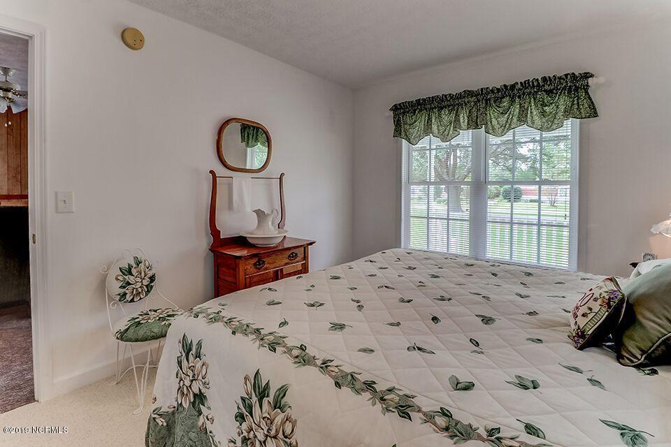 6668 Funston Road Southeast Winnabow, NC 28479 - Photo 13 of 22 bedroom
