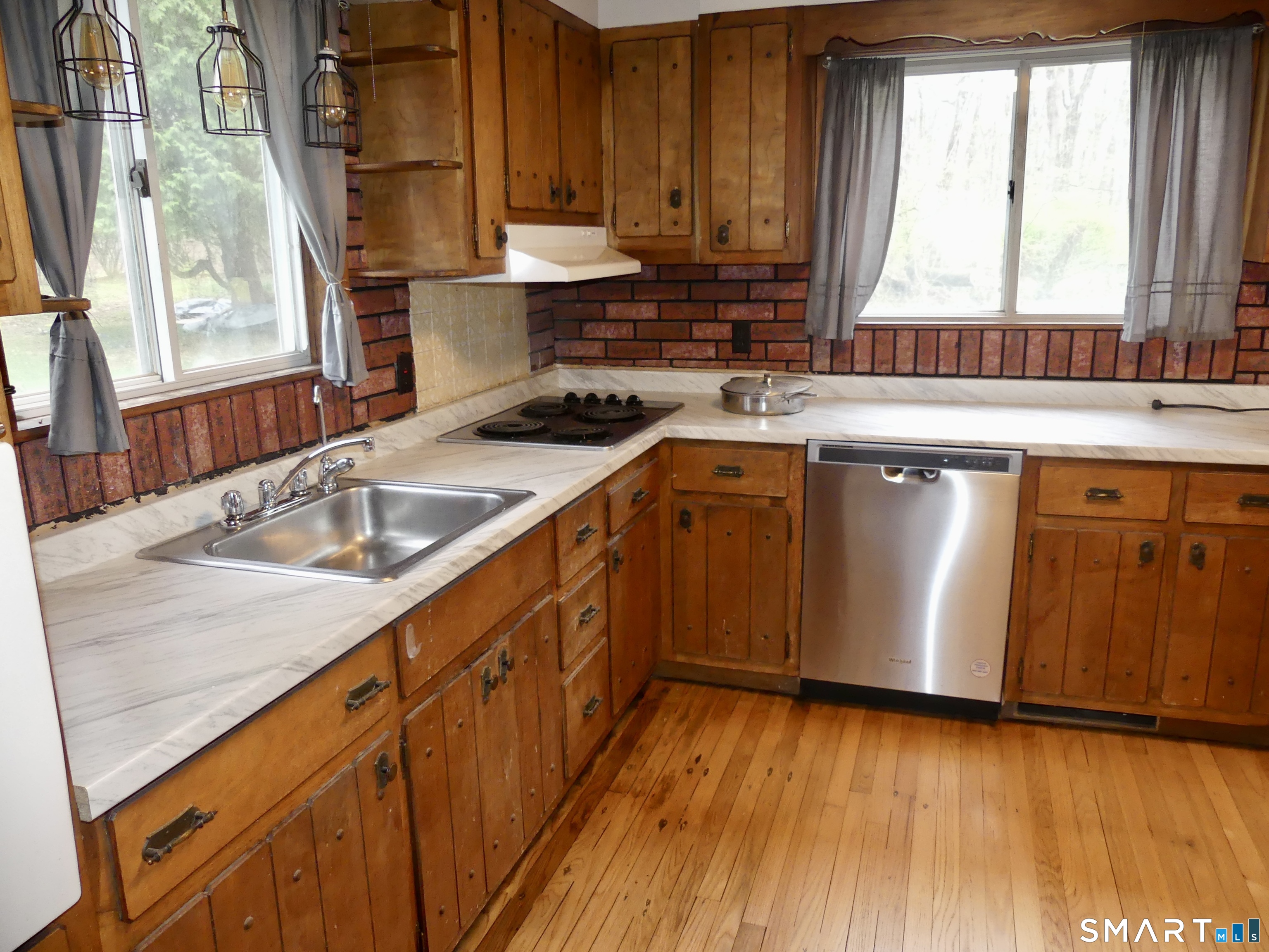 21 Winthrop Road Chester, CT 06412 - Photo 5 of 18