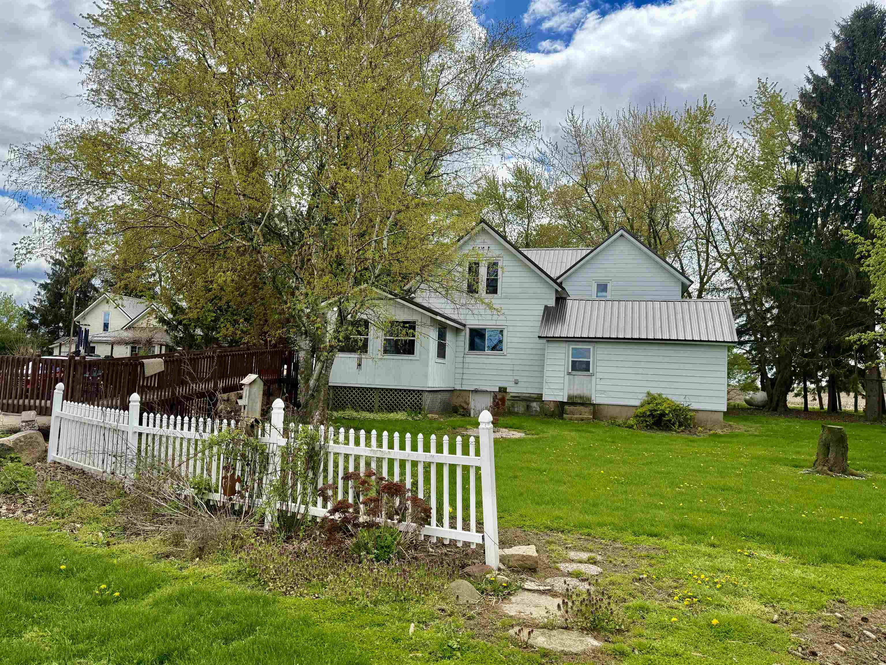 2298 West Hayes Road Ithaca, MI 48847 - Photo 3 of 54