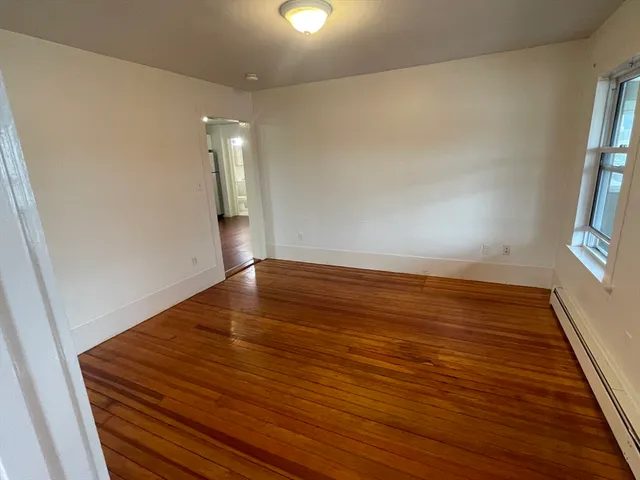 $2,300 | 664 Humphrey Street, Unit 3, Swampscott, MA 01907