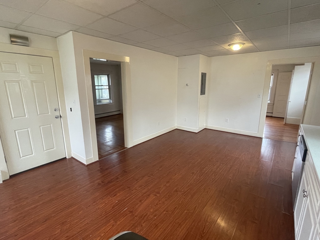 664 Humphrey Street, Unit 3 Swampscott, MA 01907 - Photo 3 of 20