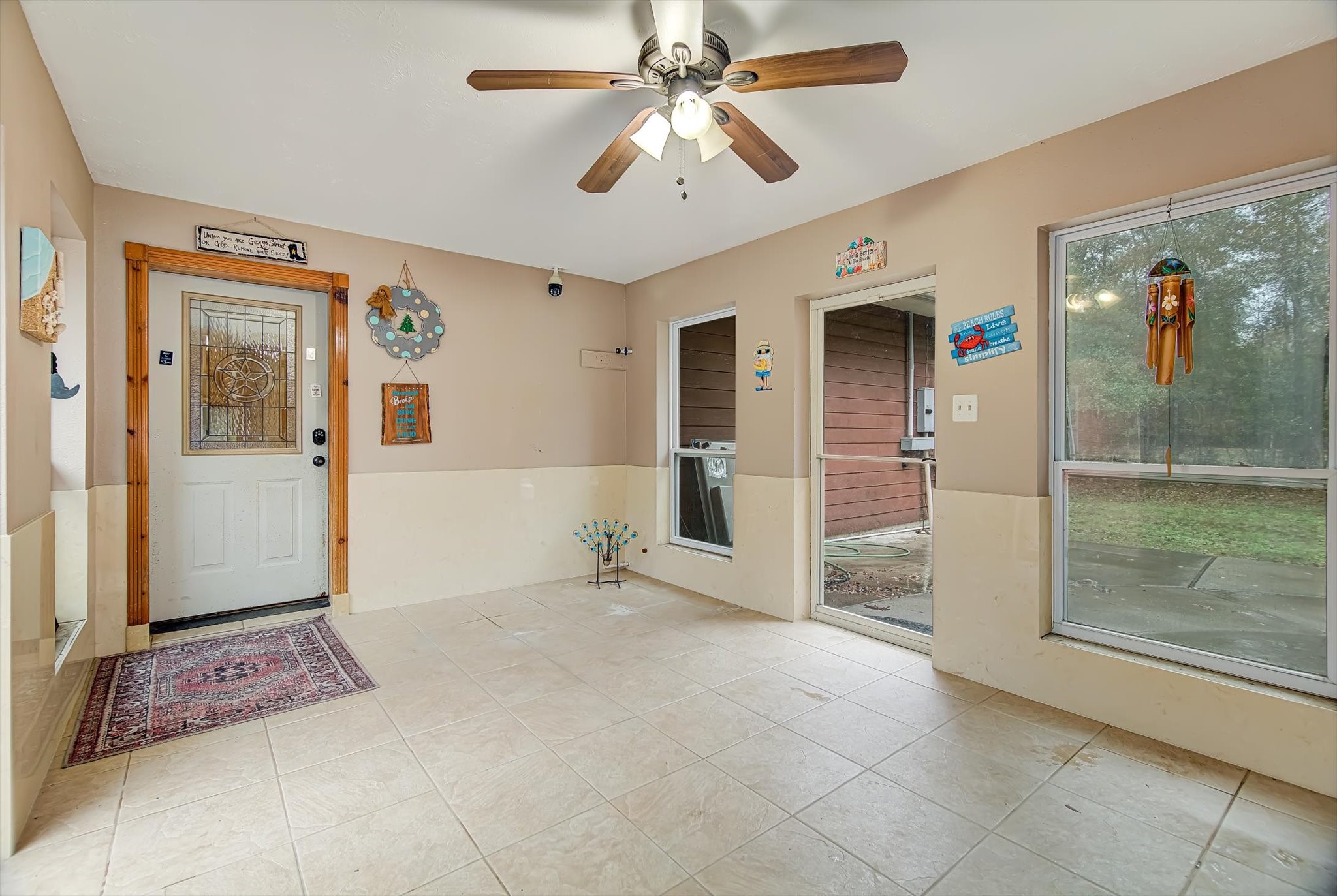 20205 Highway 146 Liberty, TX 77575 - Photo 28 of 50 Breezeway