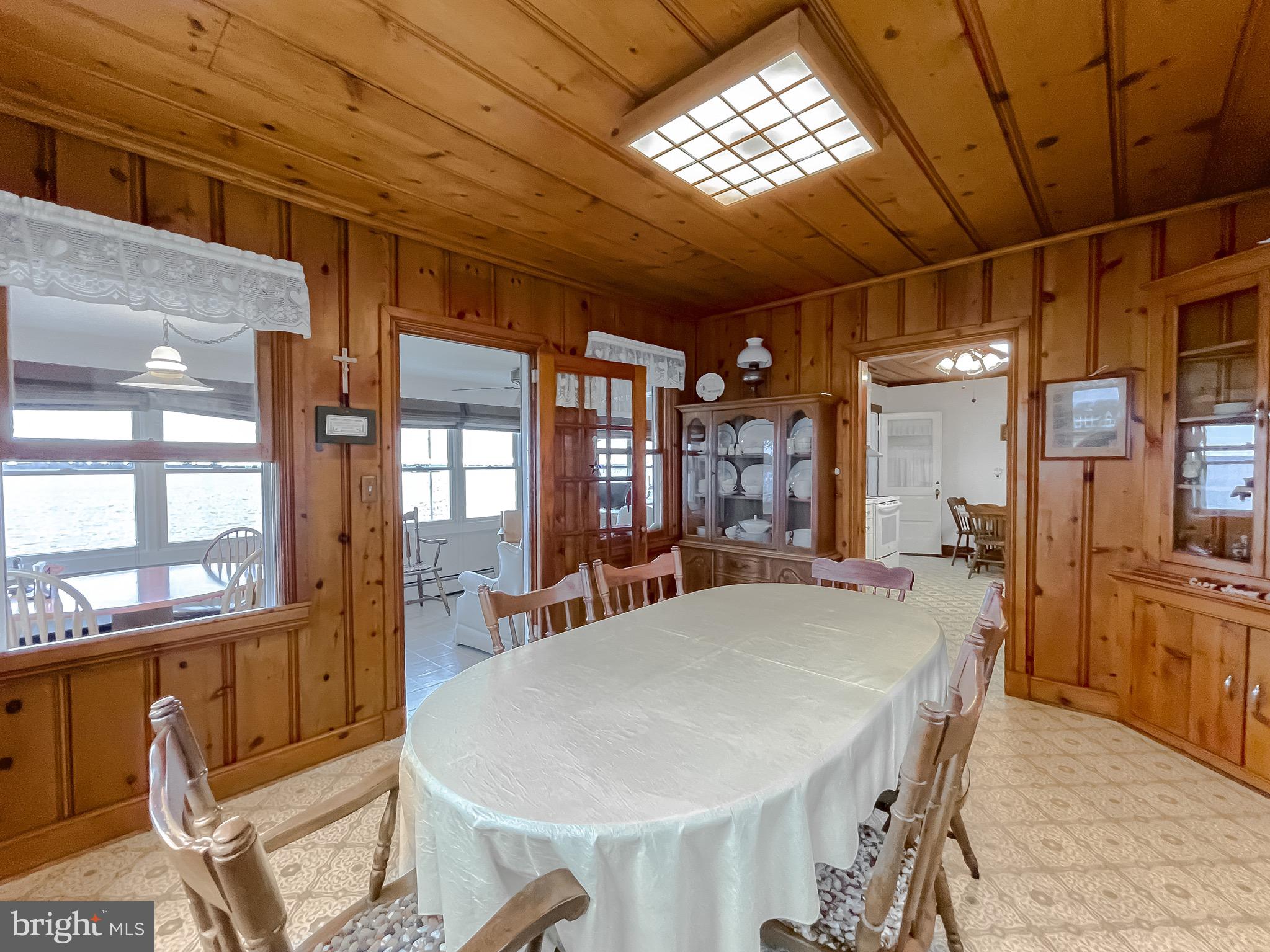21225 Whites Neck Road Bushwood, MD 20618 - Photo 47 of 71 Dining room