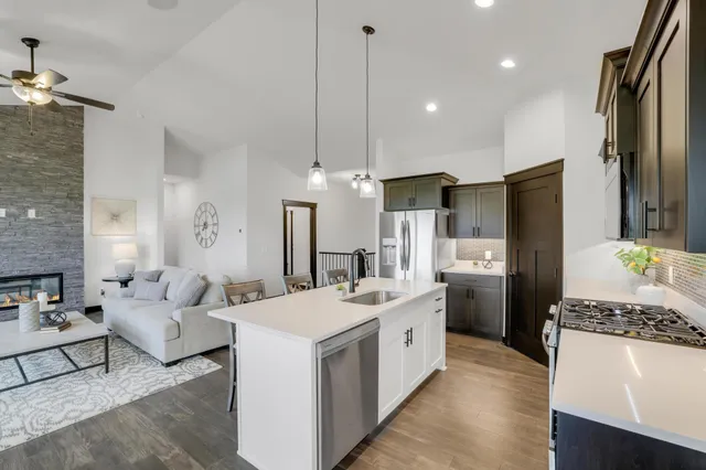 $604,900 | 490 Sea Wing Boulevard, Prescott, WI 54021