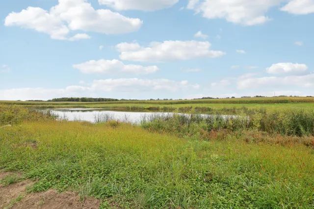 $604,900 | 490 Sea Wing Boulevard, Prescott, WI 54021