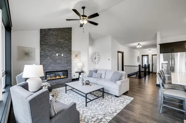 $604,900 | 490 Sea Wing Boulevard, Prescott, WI 54021