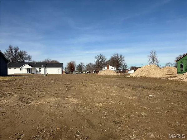 $47,500 | 409 Cobblestone Lane, Red Bud, IL 62278