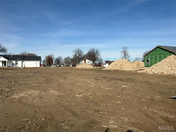 $47,500 | 409 Cobblestone Lane, Red Bud, IL 62278