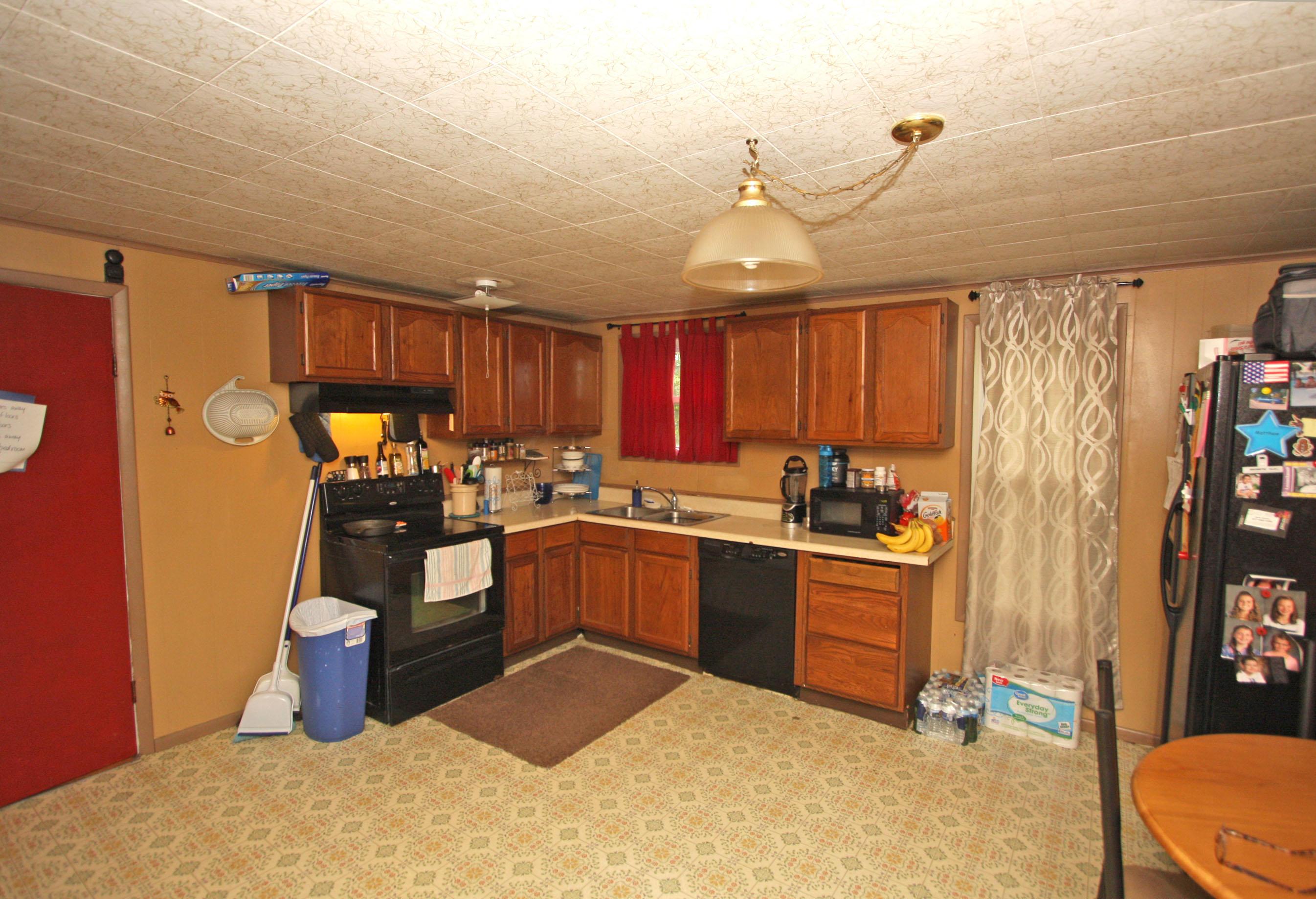 453 Wooster Road Mount Vernon, OH 43050 - Photo 12 of 25 Gallery Image 12