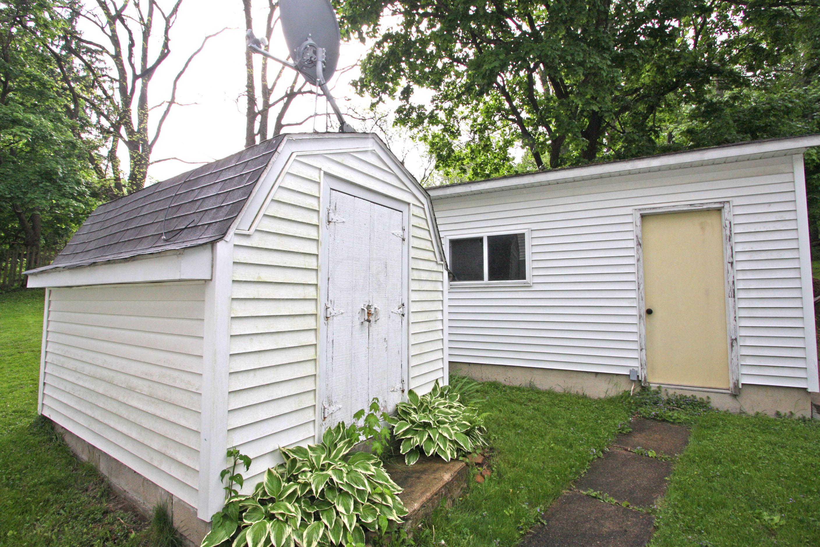 453 Wooster Road Mount Vernon, OH 43050 - Photo 4 of 25 Gallery Image 4