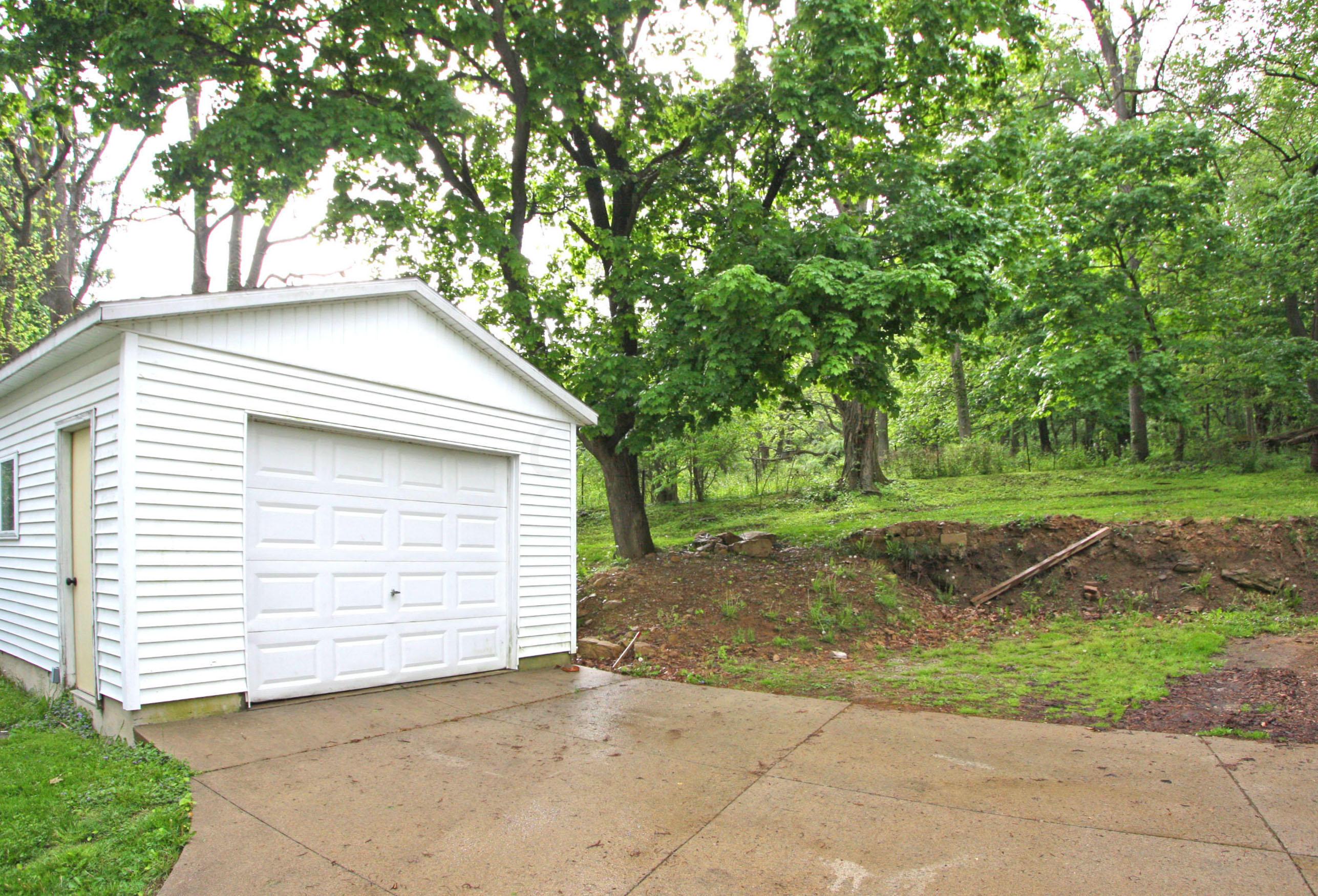 453 Wooster Road Mount Vernon, OH 43050 - Photo 6 of 25 Gallery Image 6