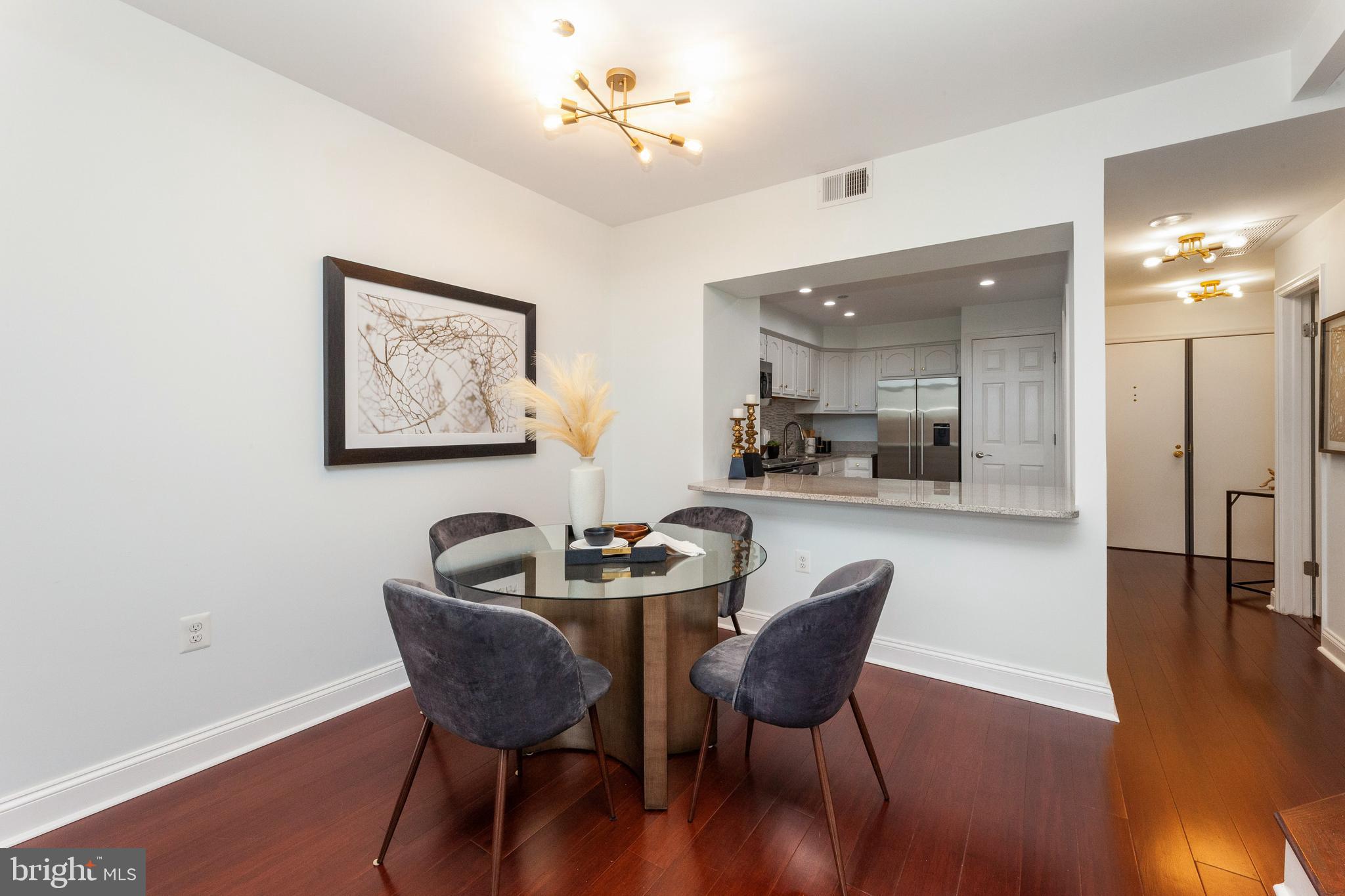 1301 North Courthouse Road, Unit 1802 Arlington, VA 22201 - Photo 17 of 42 Spacious dining