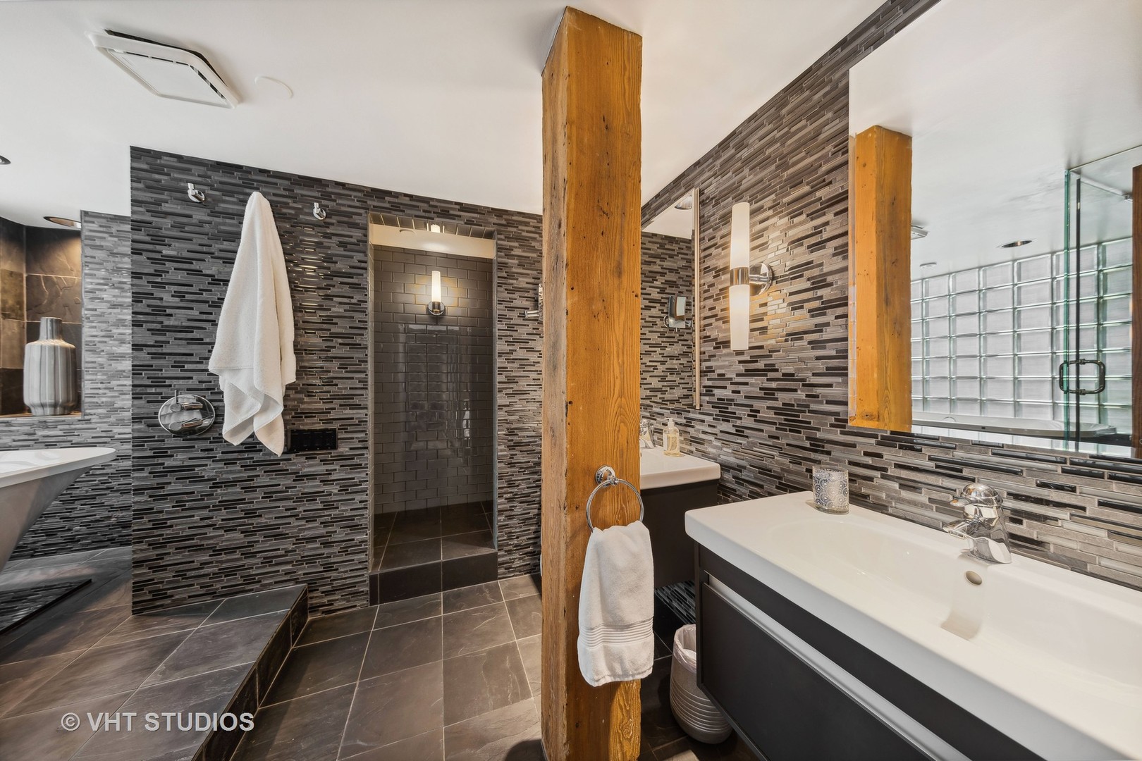 400 South Green Street, Unit 556 Chicago, IL 60607 - Photo 14 of 27