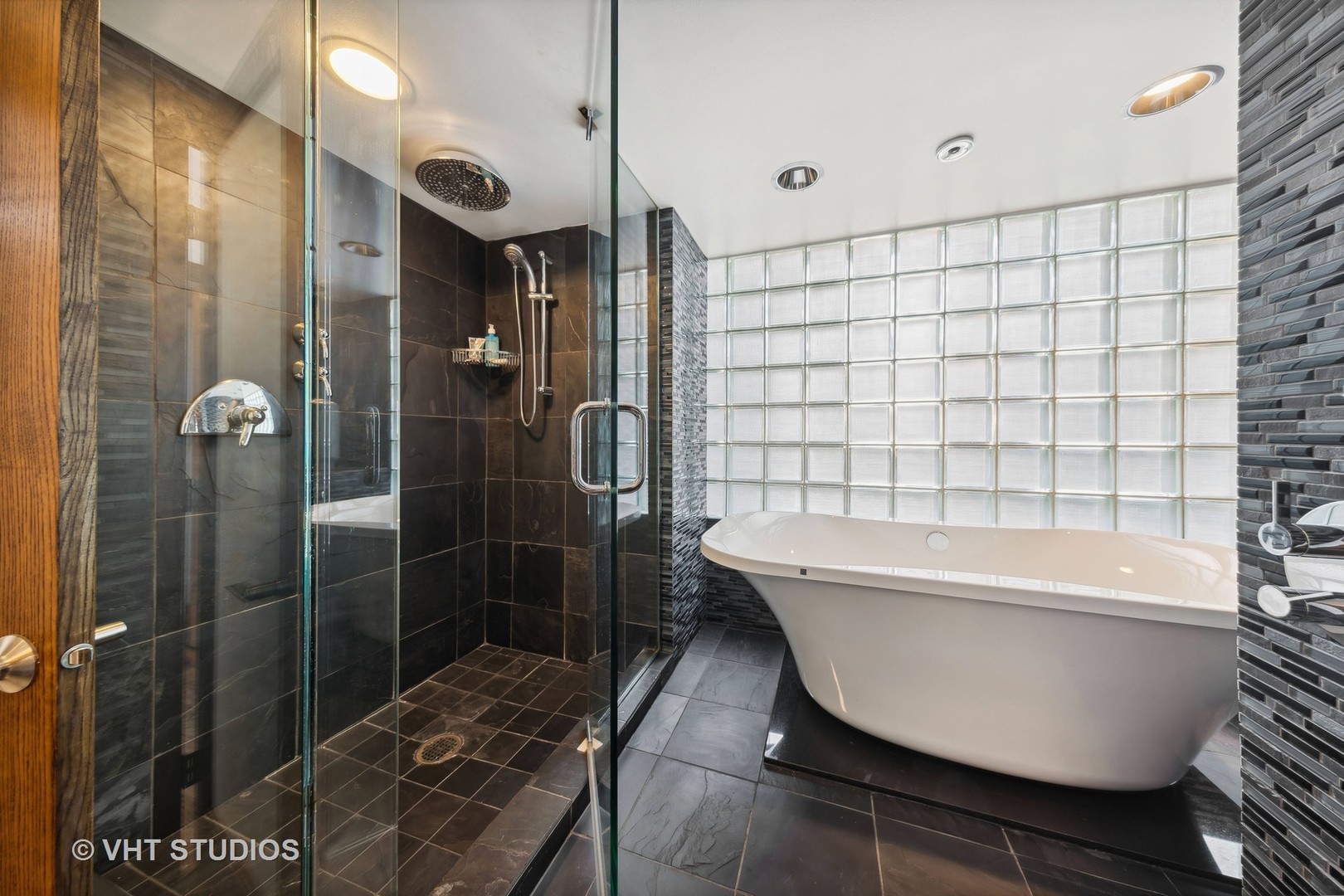400 South Green Street, Unit 556 Chicago, IL 60607 - Photo 15 of 27