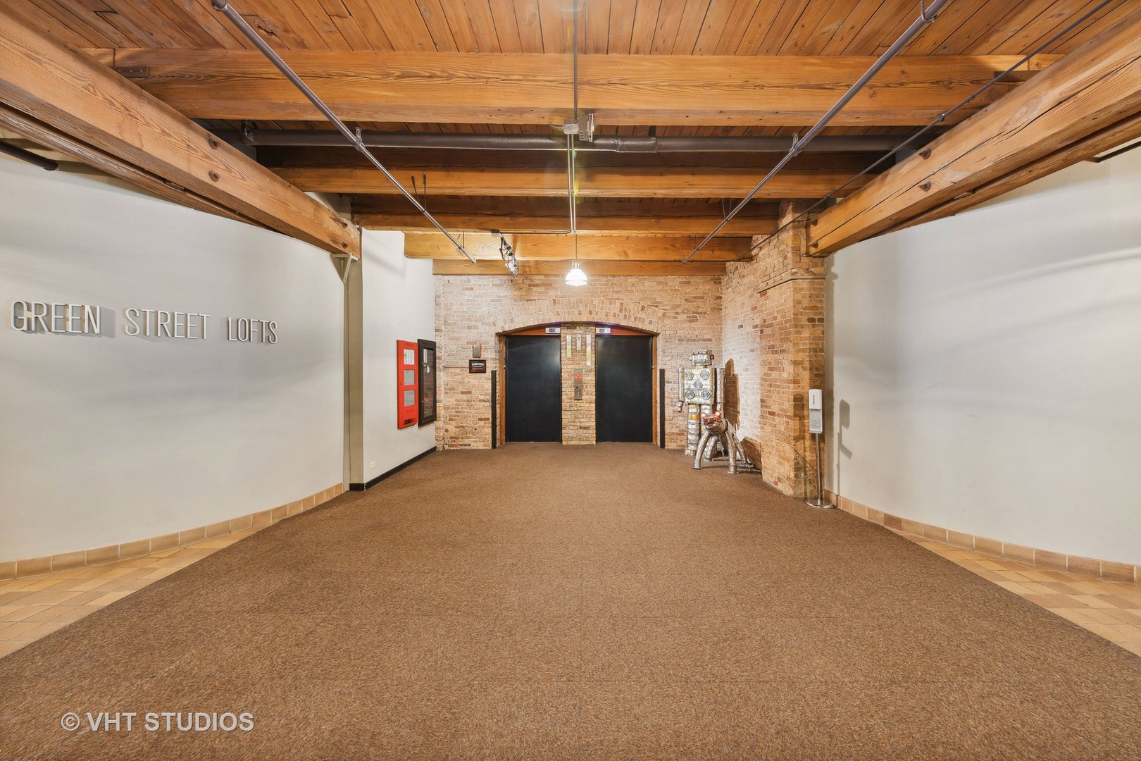 400 South Green Street, Unit 556 Chicago, IL 60607 - Photo 3 of 27