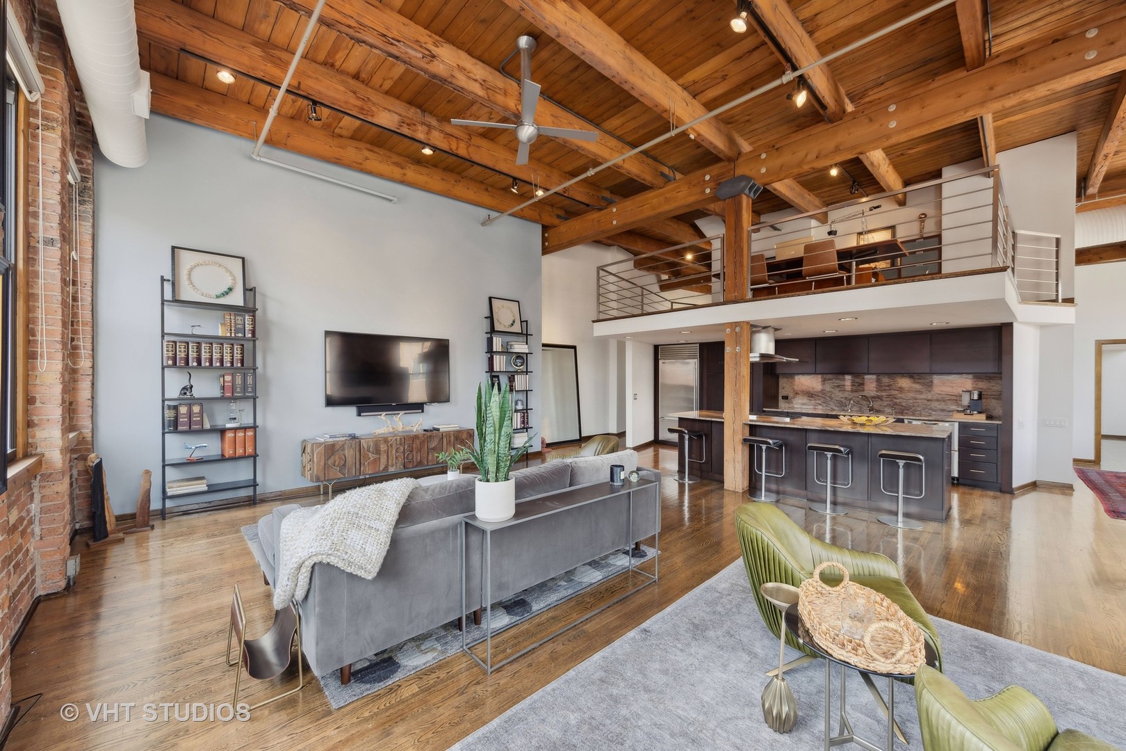 400 South Green Street, Unit 556 Chicago, IL 60607 - Photo 8 of 27