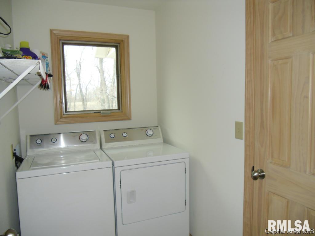 2346 English Road Murrayville, IL 62668 - Photo 13 of 20