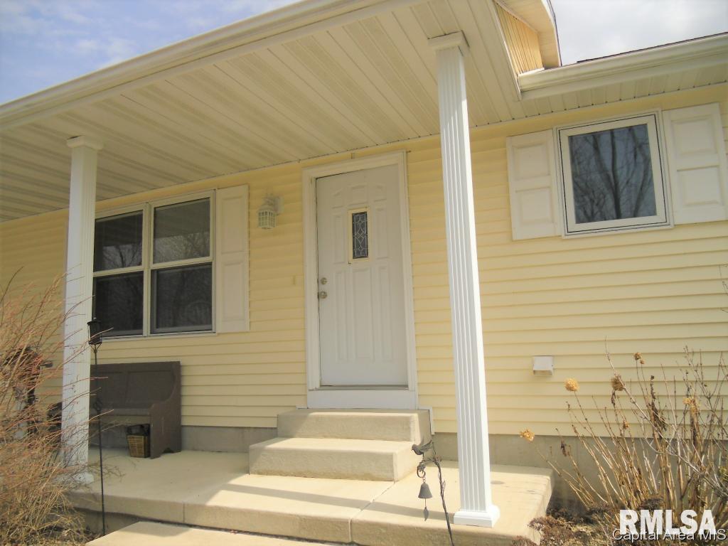 2346 English Road Murrayville, IL 62668 - Photo 3 of 20