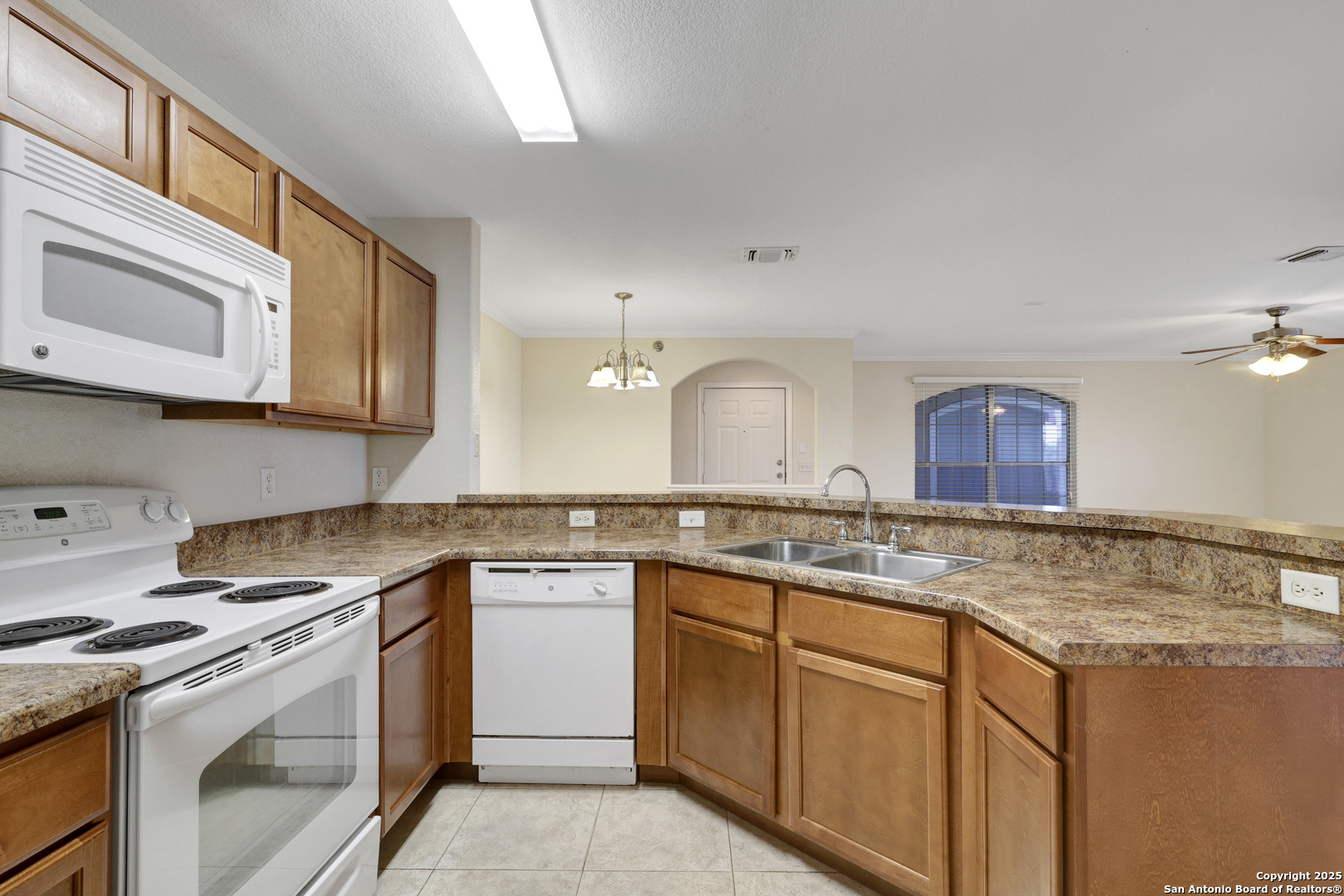7323 Snowden Road, Unit 3305 San Antonio, TX 78240 - Photo 13 of 29
