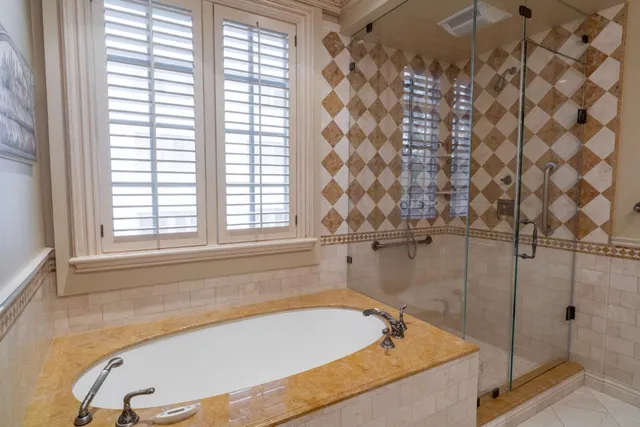 $2,580,000 | 222 6th Avenue, Unit 302, San Mateo, CA 94401