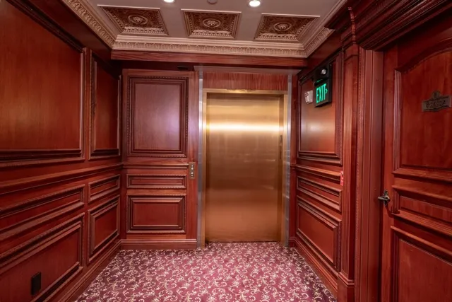 $2,580,000 | 222 6th Avenue, Unit 302, San Mateo, CA 94401