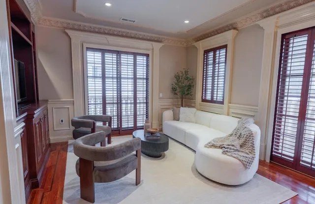 $2,580,000 | 222 6th Avenue, Unit 302, San Mateo, CA 94401