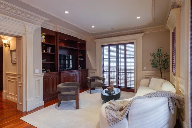 $2,580,000 | 222 6th Avenue, Unit 302, San Mateo, CA 94401