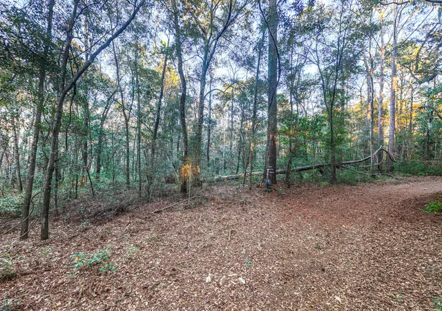 $949,000 | 19 Middleton Oaks Road, Charleston, SC 29414