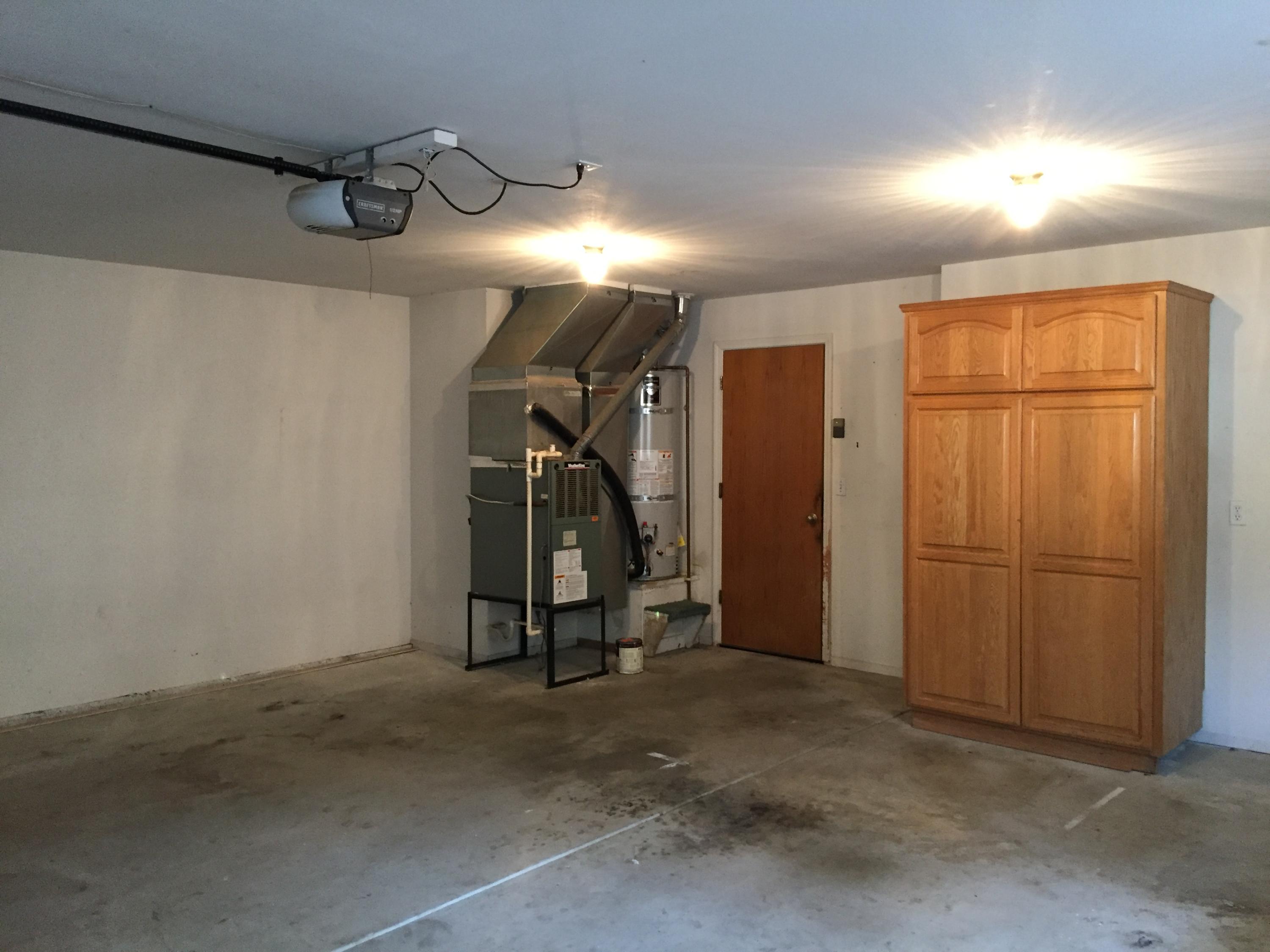 43787 Oak Drive Three Rivers, CA 93271 - Photo 26 of 27 Garage