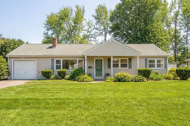 $3,250 | 8 Stanley Street, Natick, MA 01760