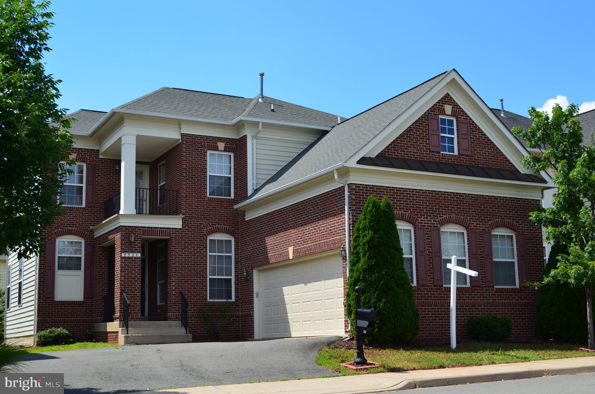 8324 Tillett Loop Manassas, VA 20110 - Photo 1 of 22
