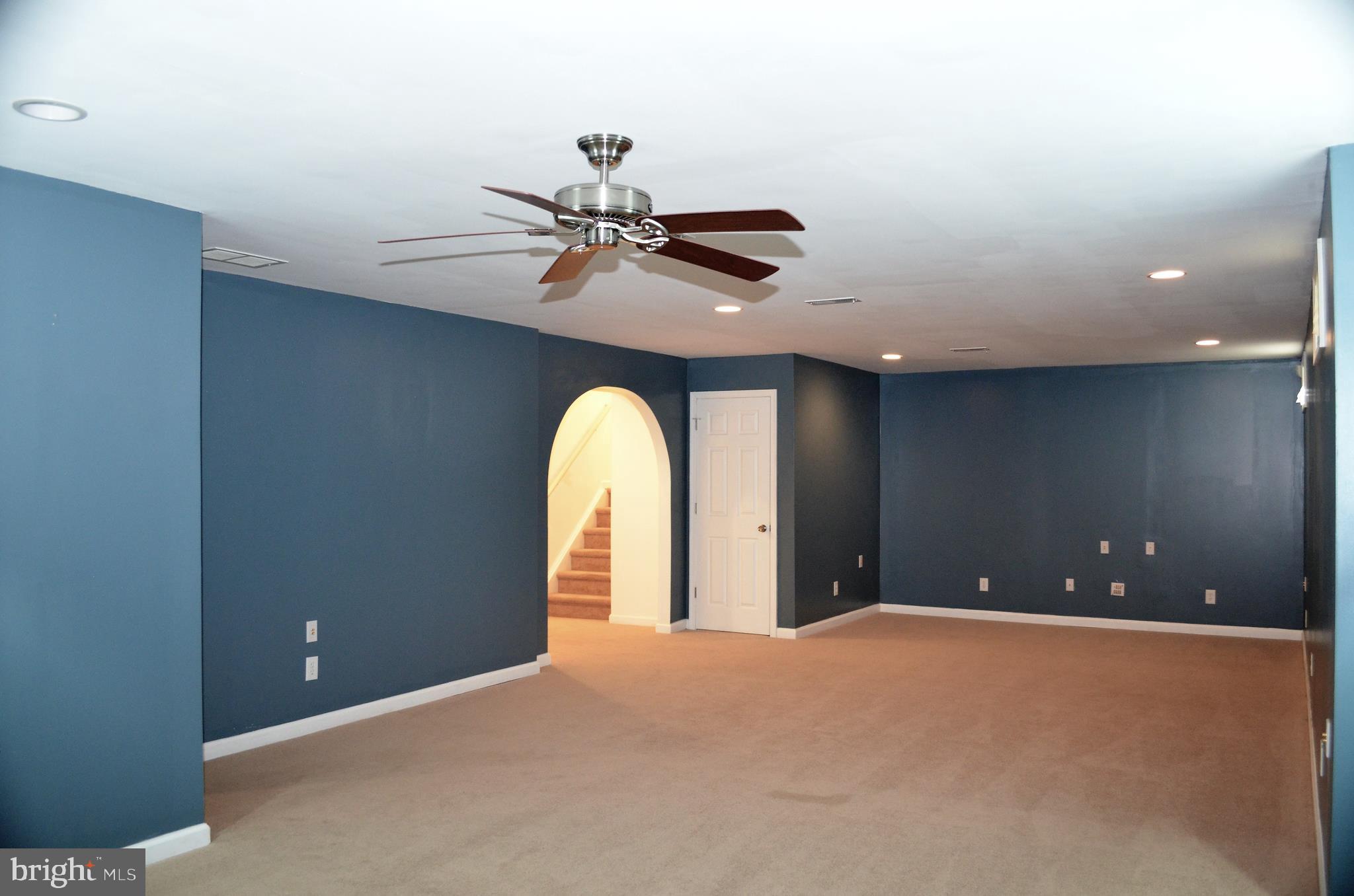 8324 Tillett Loop Manassas, VA 20110 - Photo 20 of 22